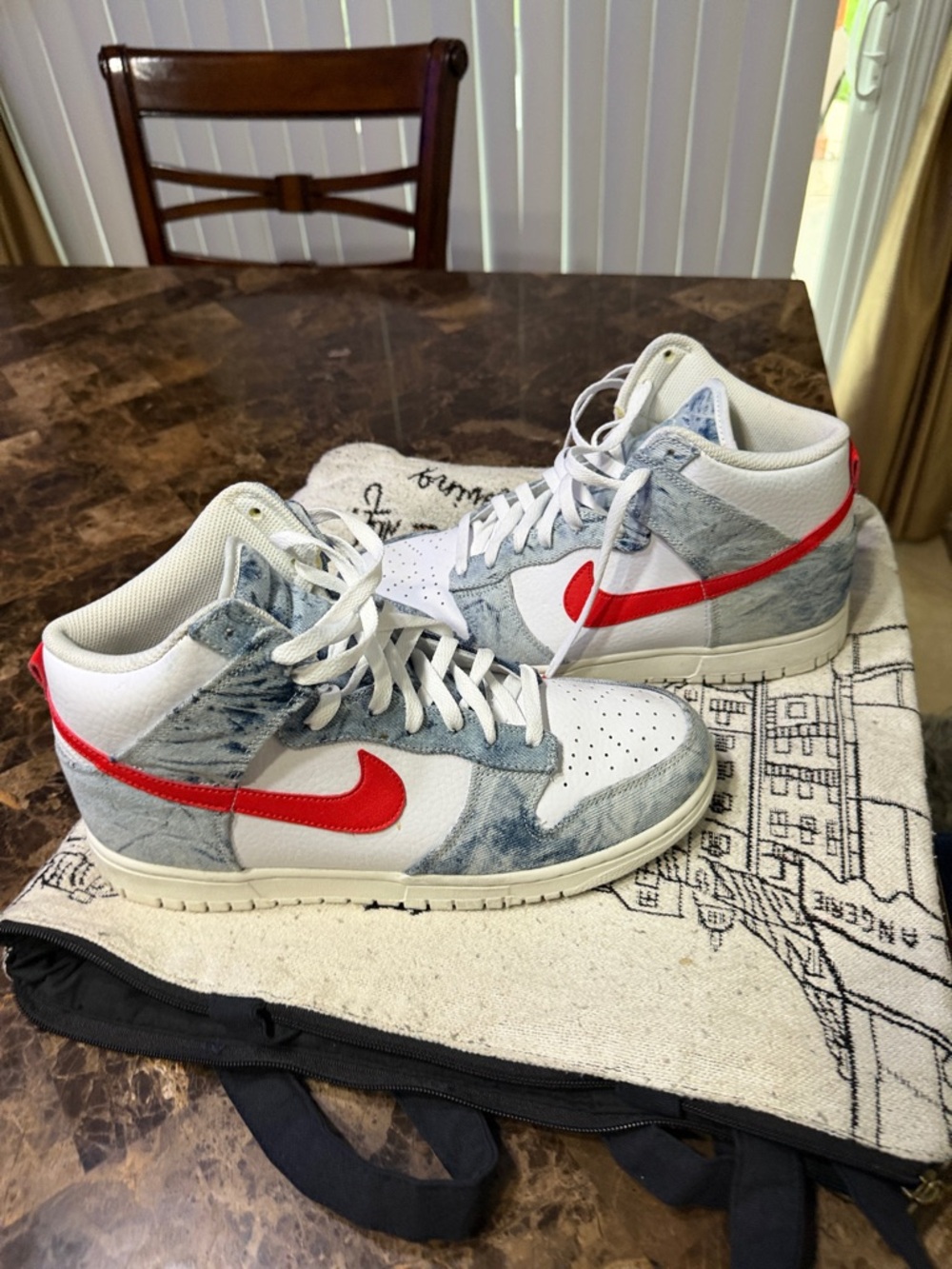 Nike High-Top Sneakers in White, Gray and Red